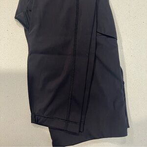Black Athleta crop pants size medium
